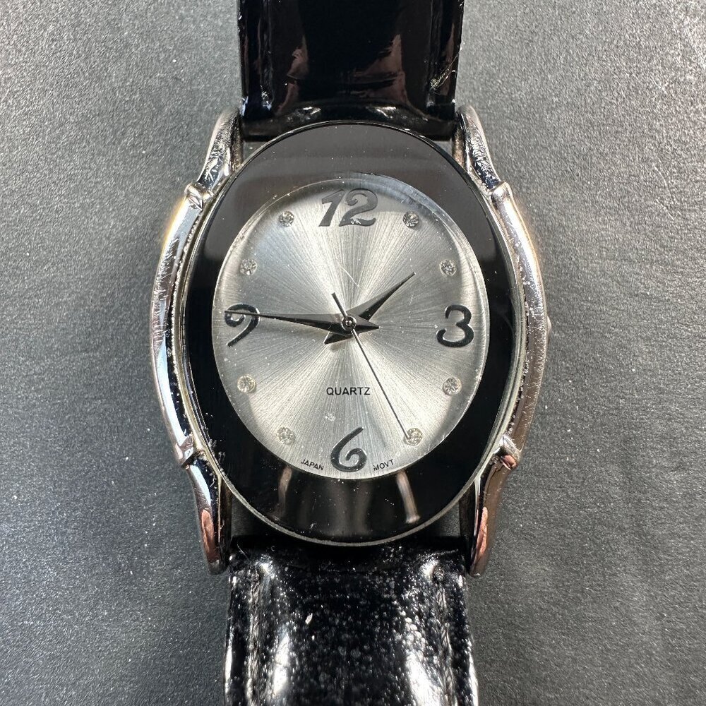 AVON WATCH SPECTACULAR SHINE BLACK SILVER TONE